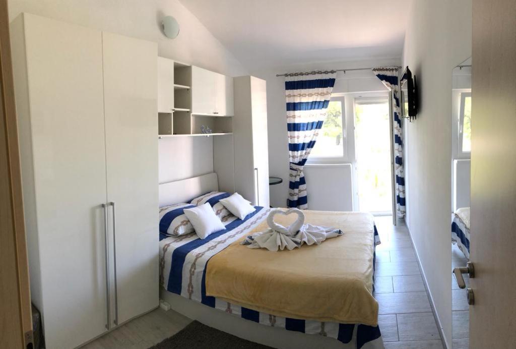 Apartmani Bolero - Obiteljski Odmor ヴォディツェ エクステリア 写真