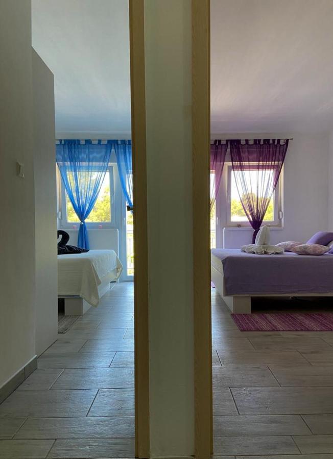 Apartmani Bolero - Obiteljski Odmor ヴォディツェ エクステリア 写真