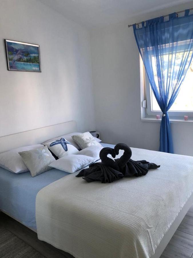 Apartmani Bolero - Obiteljski Odmor ヴォディツェ エクステリア 写真